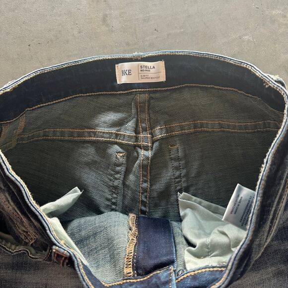 BKE Stella Mid-Rise Slim Fit Jeans Women's 30x31.5 Blue Denim Tailored Bootcut - Picture 4 of 10